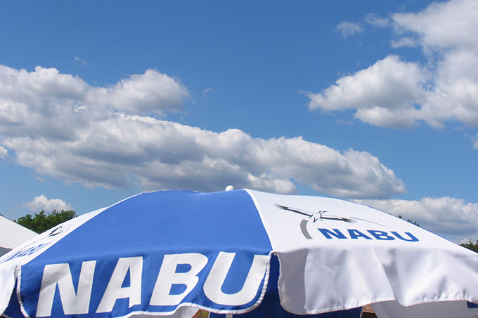 NABU-Sonnenschirm - Foto: Ina Ebert