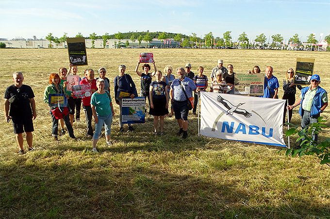 NABU-Protest bei der Deponie Seehausen – Foto: Beatrice Jeschke/NABU Leipzig