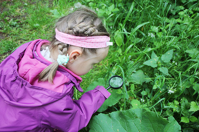 Das Lernen in der Natur ist eine „Leistung“, die der Auwald bietet. Ganz praktisch kann man diese bei der Familienexkursion am 10. Juni nutzen. - Foto: Maria Vitzthum