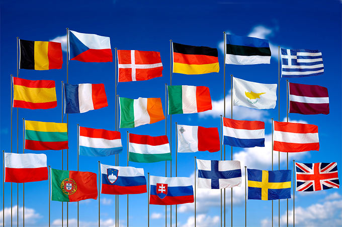 Flaggen der EU-Staaten - Foto: European Community